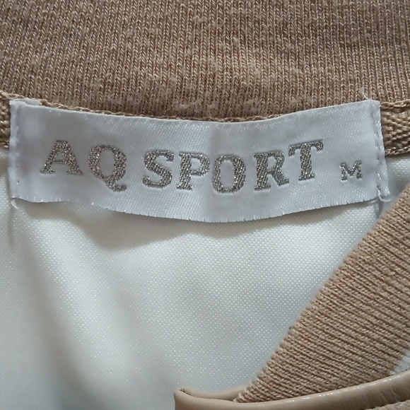 Jacket - Picture 1 of 4